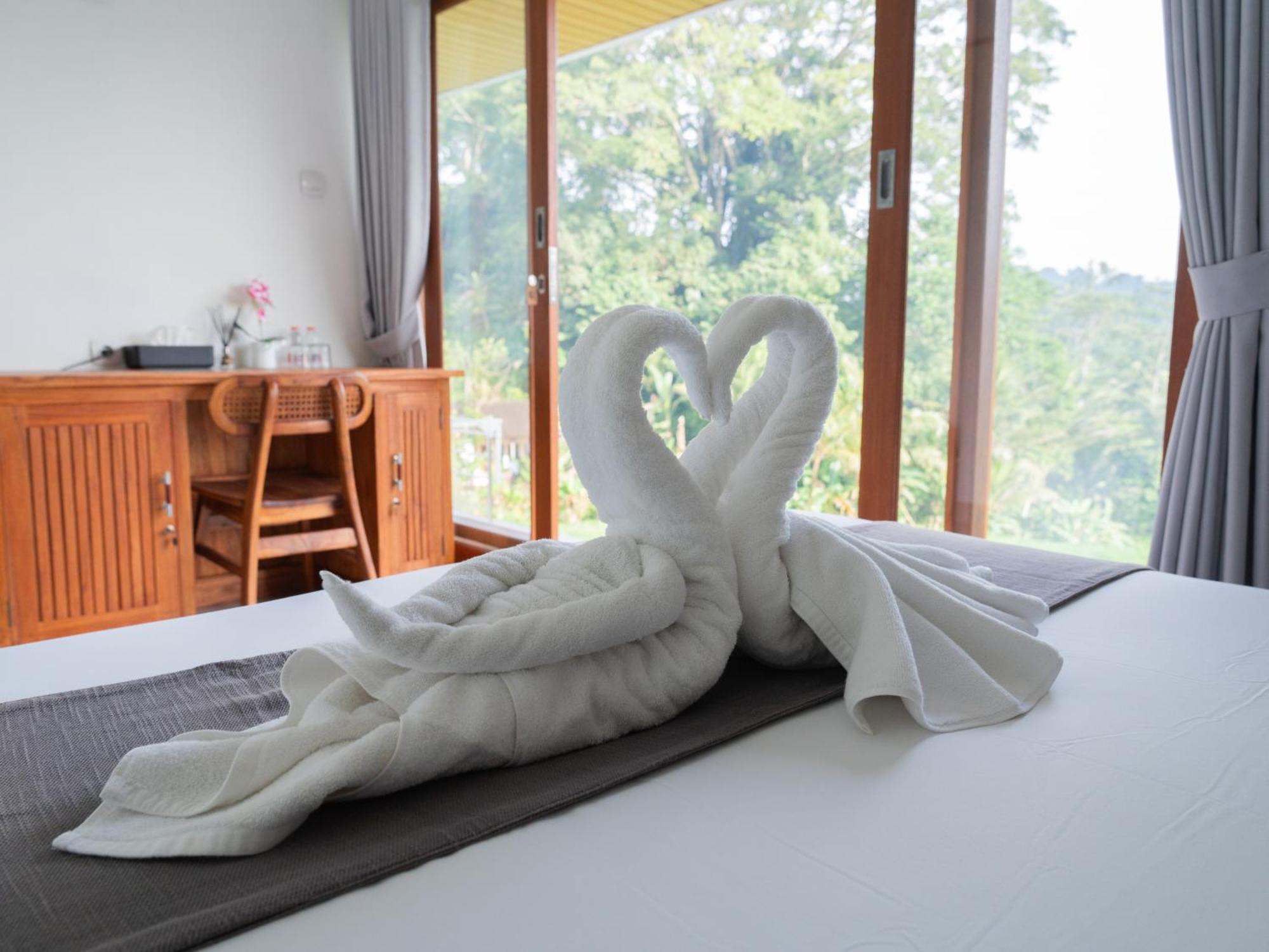 Bisbis House Iseh Village Selat Buitenkant foto